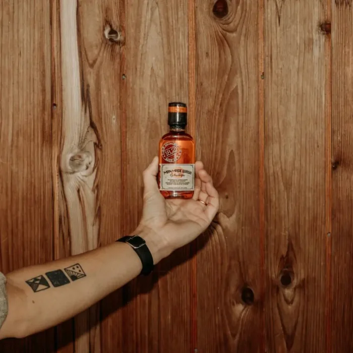 daugiafunkce-priemone-vyrams-3-in-1-stiprinamasis-sampunas-kondicionierius-ir-kuno-prausiklis-viename-1821-man-made-wash-noble-oud-wsh3non-100-ml-1 daugiafunkce-priemone-vyrams-3-in-1-stiprinamasis-sampunas-kondicionierius-ir-kuno-prausiklis-viename-1821-man-made-wash-noble-oud-wsh3non-100-ml-1