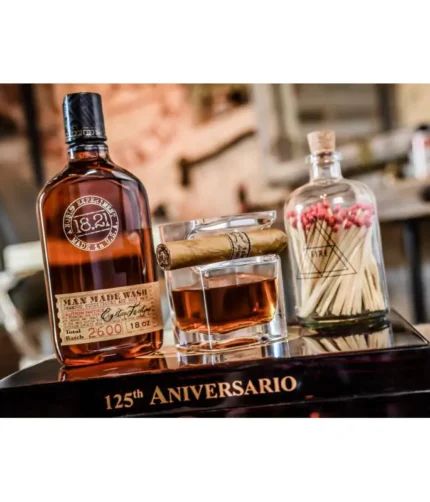 daugiafunkce-priemone-vyrams-3-in-1-ty-stiprinamasis-sampunas-kondicionierius-ir-kuno-prausiklis-viename-1821-man-made-wash-sweet-tobacco-wsh18st-530-ml-1